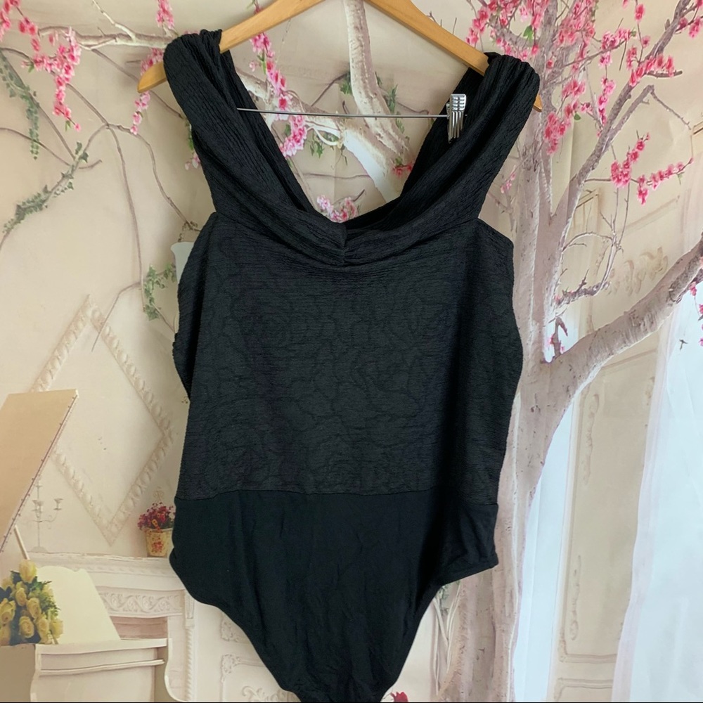 NEW TORRID KNIT CRISSCROSS OFF SHOULDER BODYSUIT - Picture 6 of 13